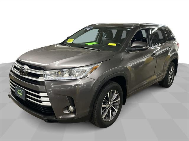 used 2018 Toyota Highlander car, priced at $23,495