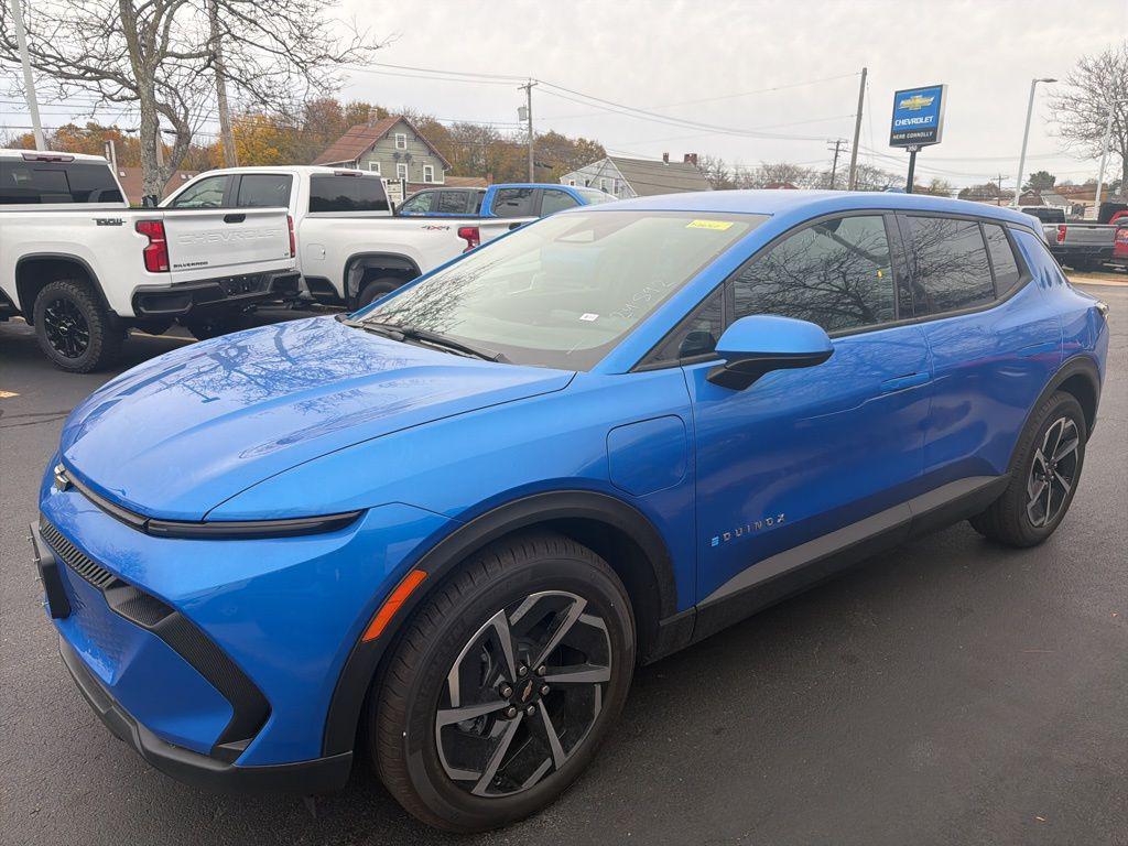 new 2026 Chevrolet Equinox EV car, priced at $31,995