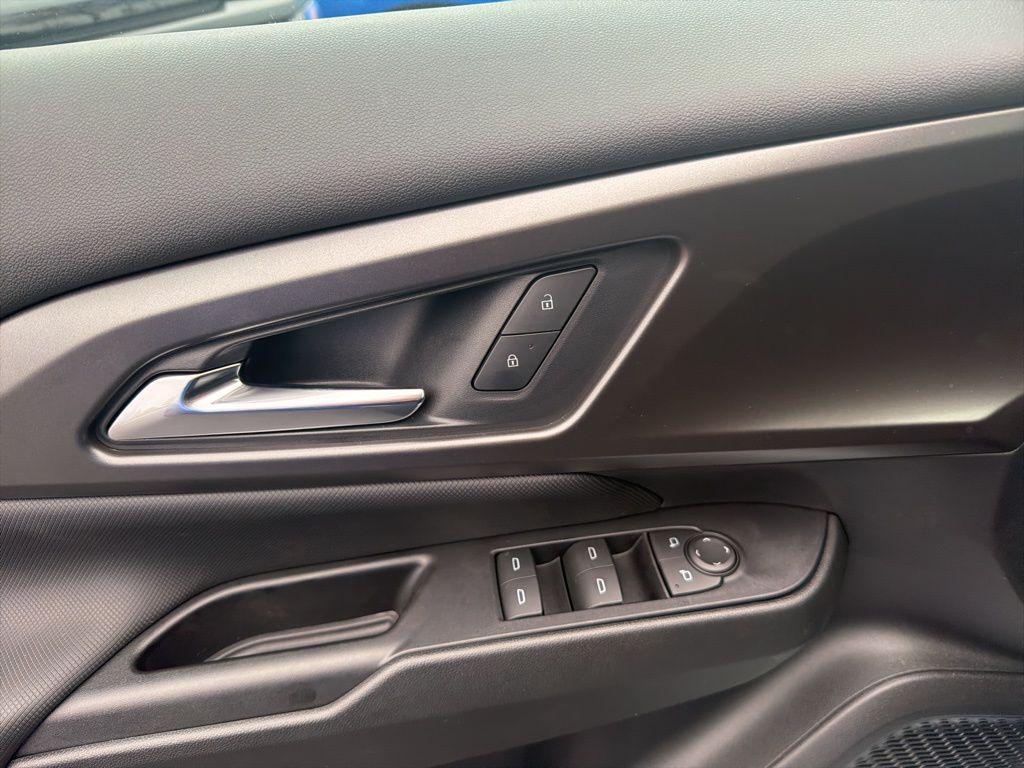 new 2026 Chevrolet Equinox EV car, priced at $31,995