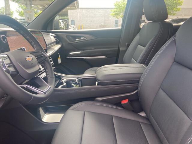 new 2025 Chevrolet Traverse car, priced at $44,560