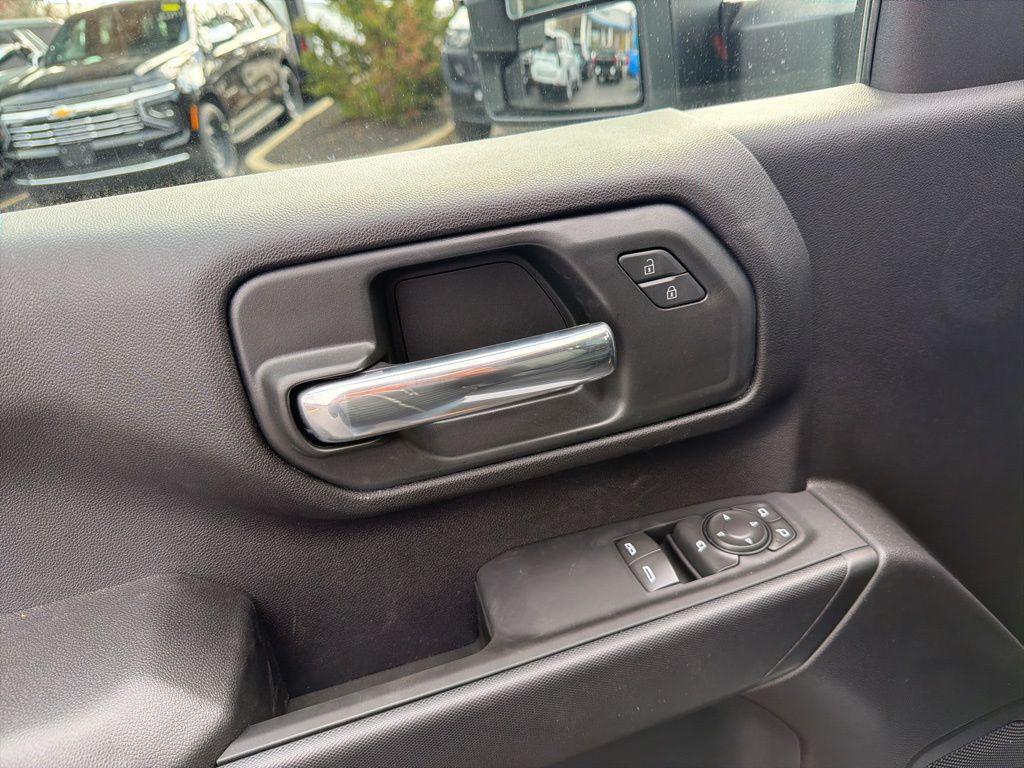 new 2025 Chevrolet Silverado 3500 car, priced at $50,043