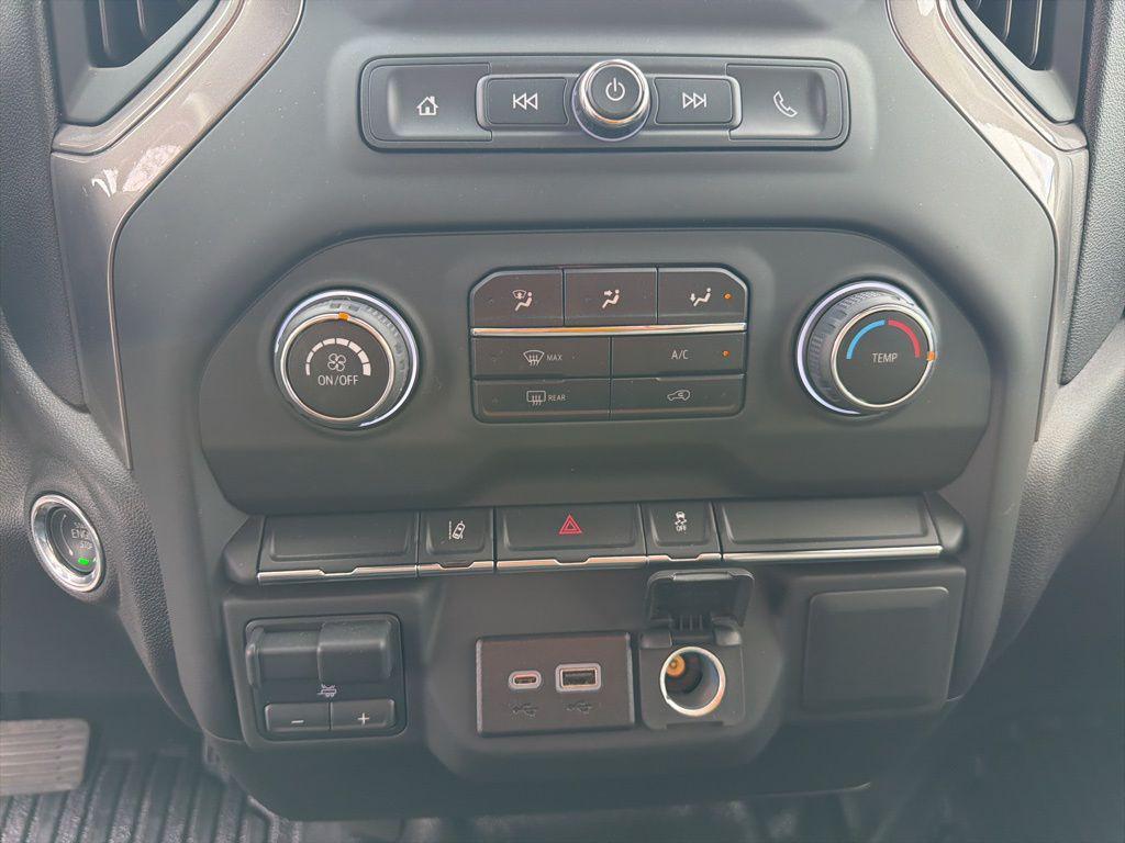 new 2025 Chevrolet Silverado 3500 car, priced at $50,043