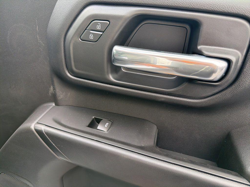 new 2025 Chevrolet Silverado 3500 car, priced at $50,043