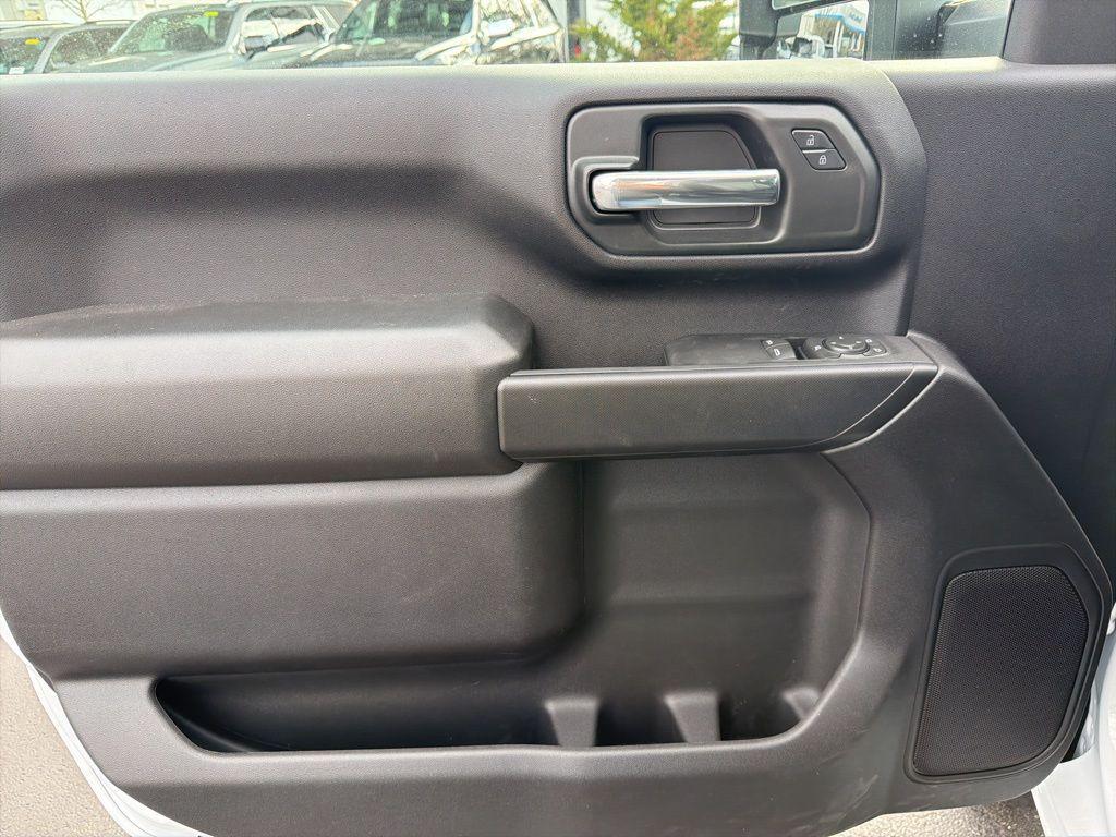 new 2025 Chevrolet Silverado 3500 car, priced at $50,043