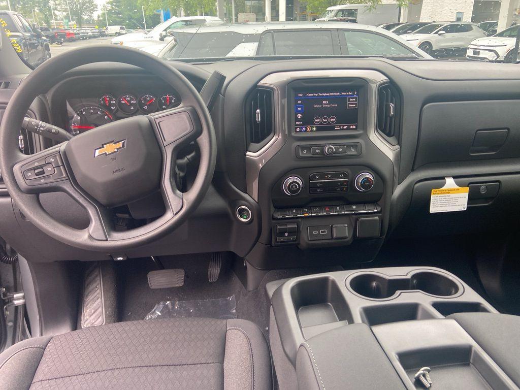 new 2025 Chevrolet Silverado 2500 car, priced at $51,960