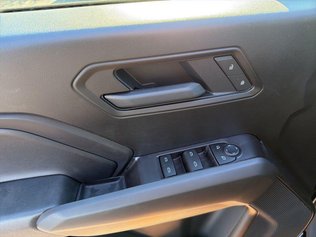 new 2026 Chevrolet Colorado car, priced at $39,995