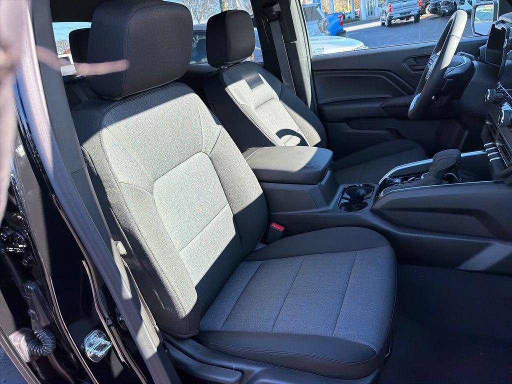 new 2026 Chevrolet Colorado car, priced at $39,995