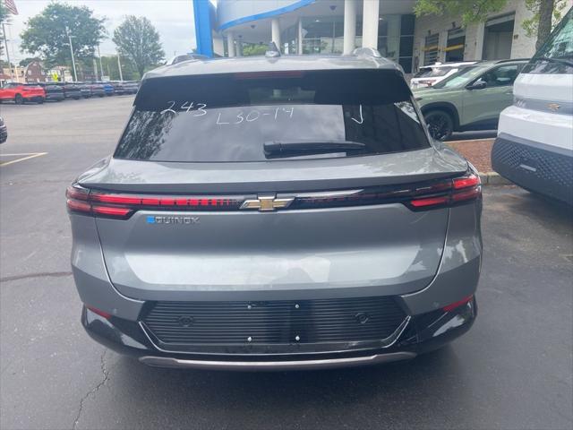 new 2025 Chevrolet Equinox EV car, priced at $40,590