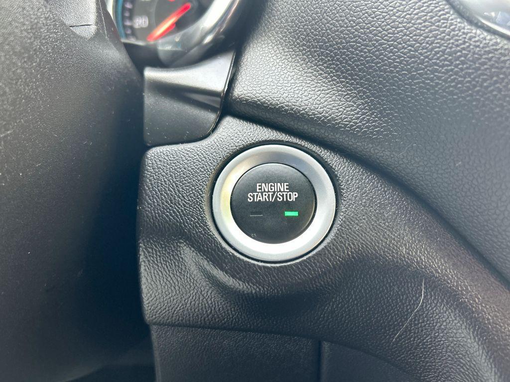 used 2019 Chevrolet Equinox car, priced at $15,900