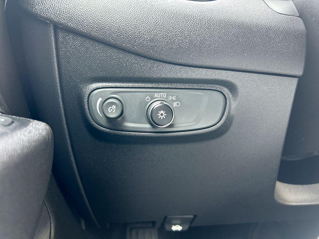 used 2019 Chevrolet Equinox car, priced at $15,900