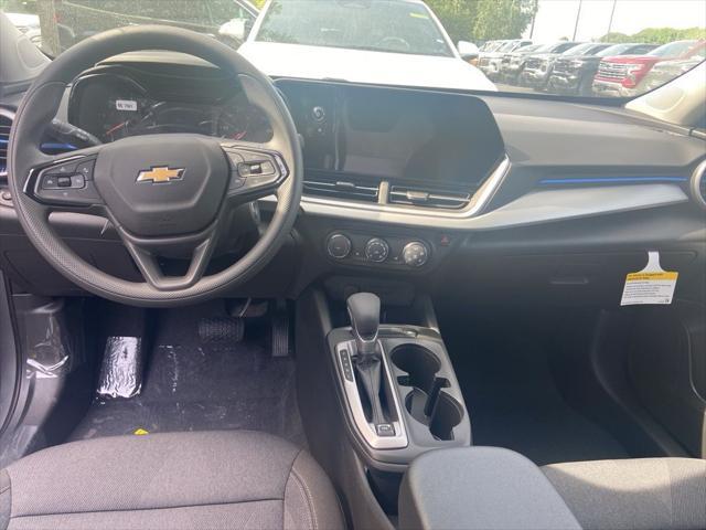 new 2025 Chevrolet Trax car, priced at $22,735