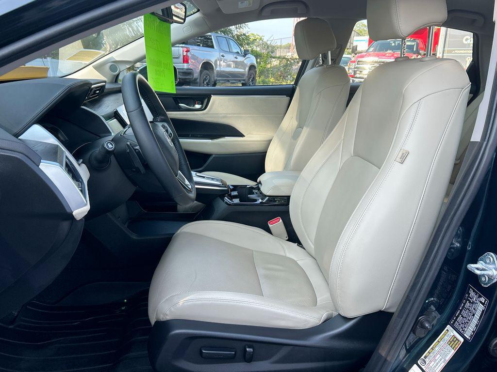 used 2018 Honda Clarity Plug-In Hybrid car, priced at $13,495