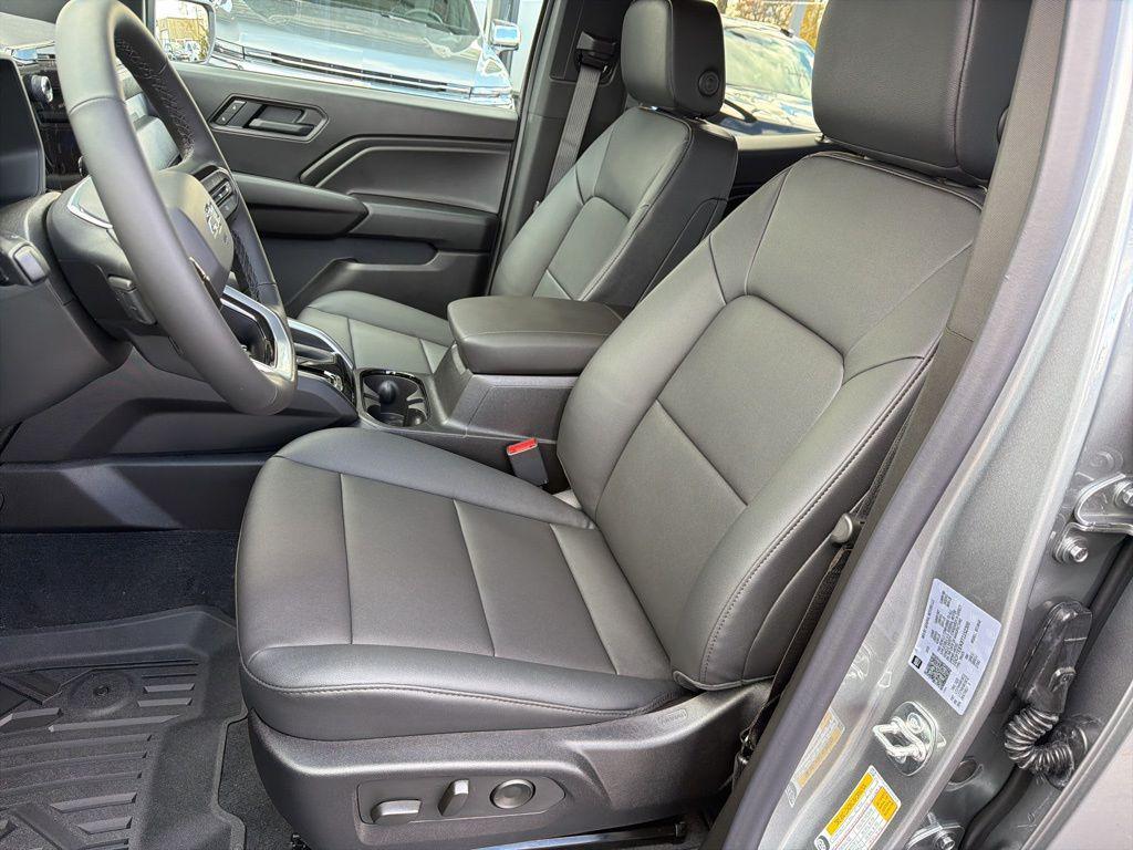 new 2026 Chevrolet Colorado car, priced at $45,255