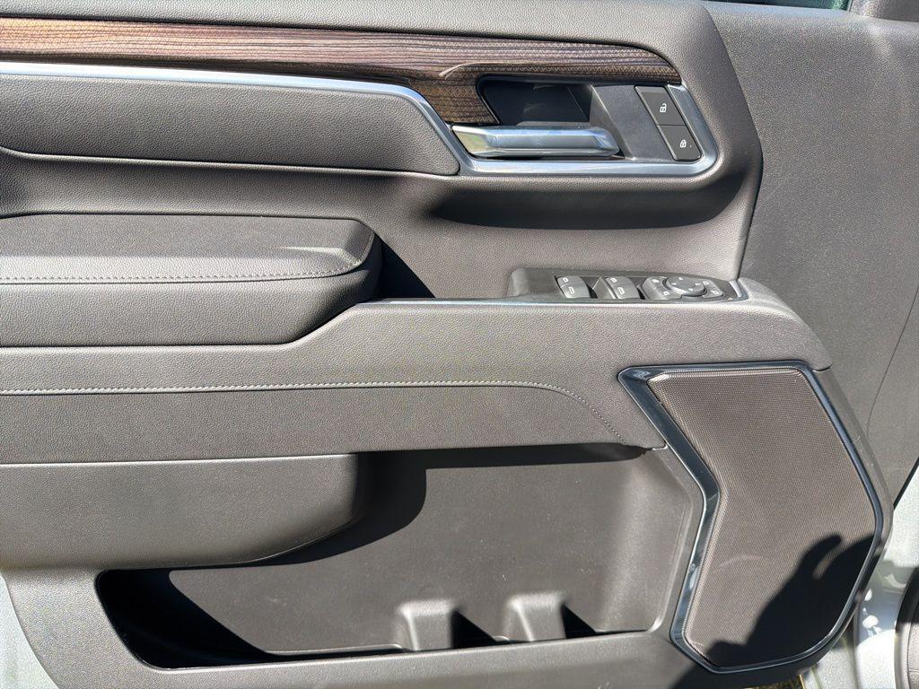 new 2026 Chevrolet Silverado 2500 car, priced at $69,000