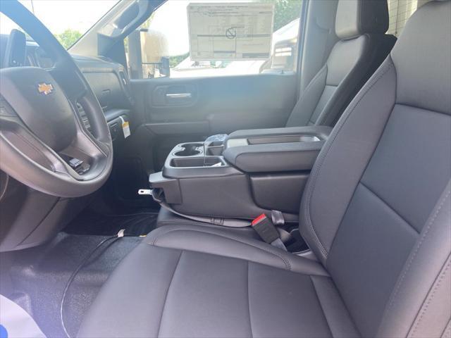 new 2025 Chevrolet Silverado 3500 car, priced at $50,293