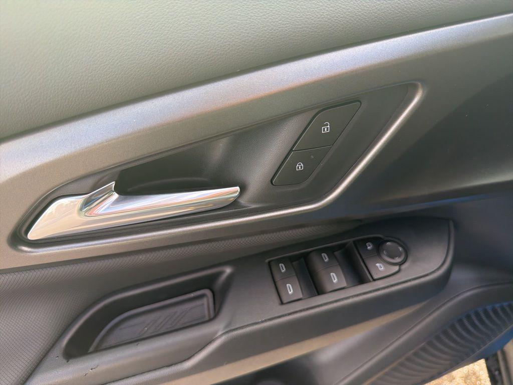 new 2026 Chevrolet Equinox EV car, priced at $31,995