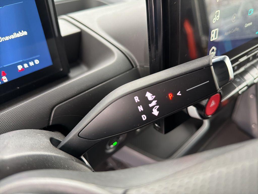 new 2025 Chevrolet BrightDrop 400 car