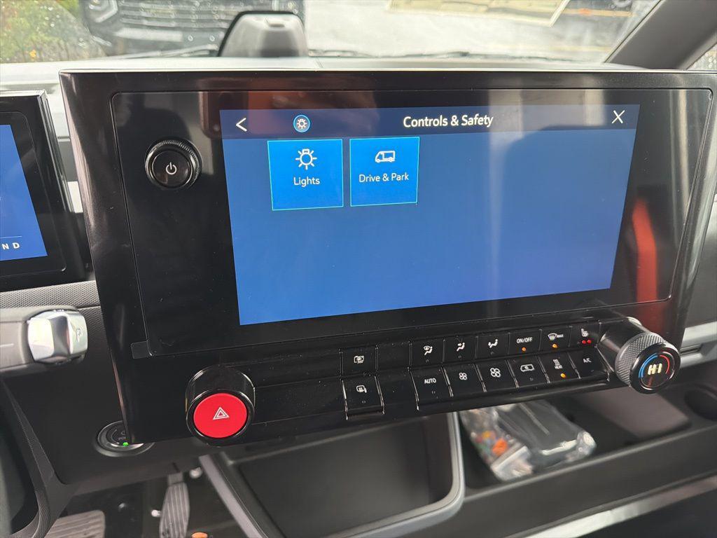 new 2025 Chevrolet BrightDrop 400 car