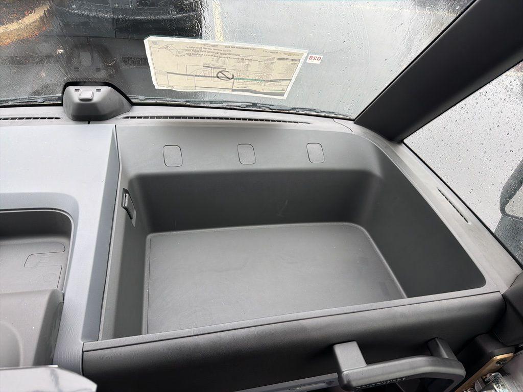 new 2025 Chevrolet BrightDrop 600 car