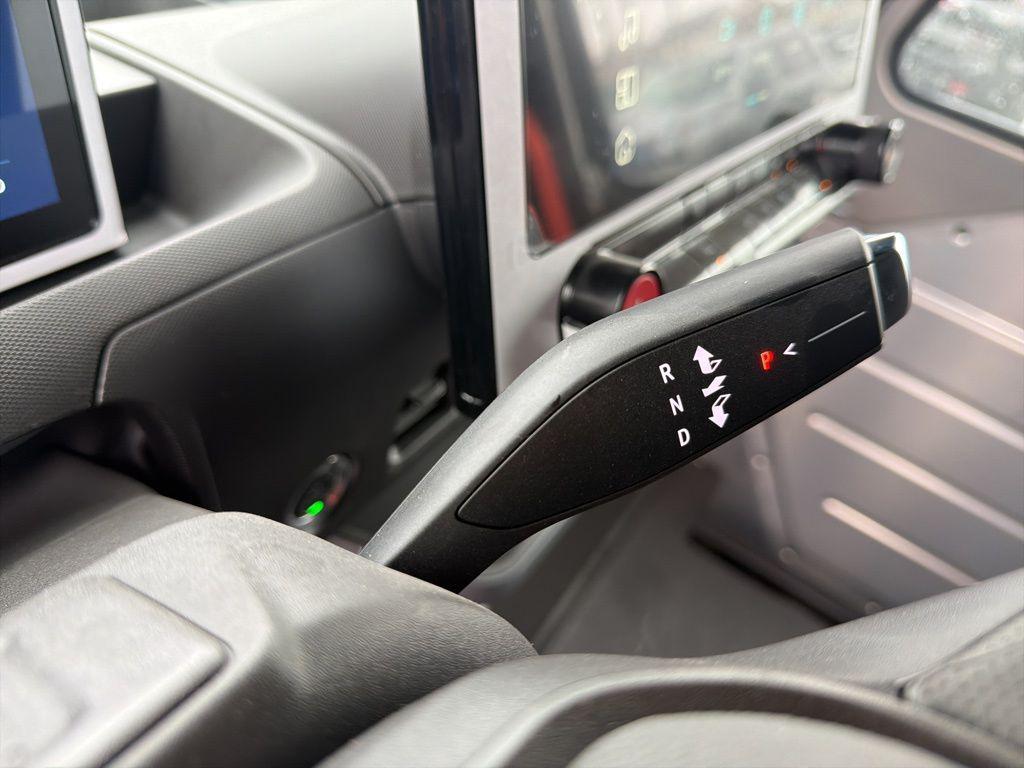 new 2025 Chevrolet BrightDrop 600 car