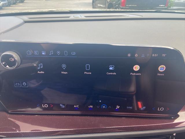 new 2025 Chevrolet Traverse car, priced at $51,660