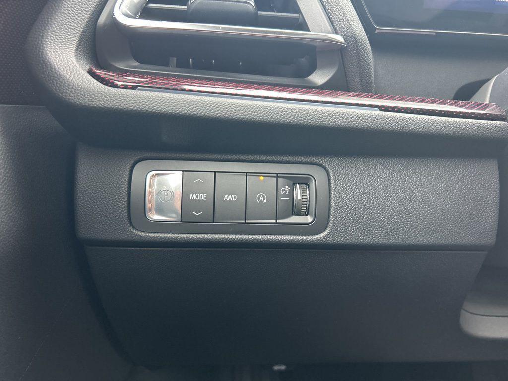 new 2026 Chevrolet Traverse car, priced at $61,788