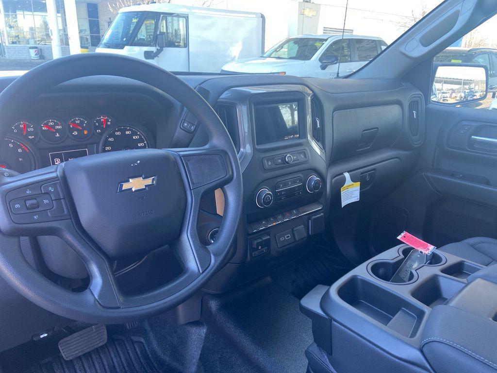 new 2025 Chevrolet Silverado 1500 car, priced at $44,200