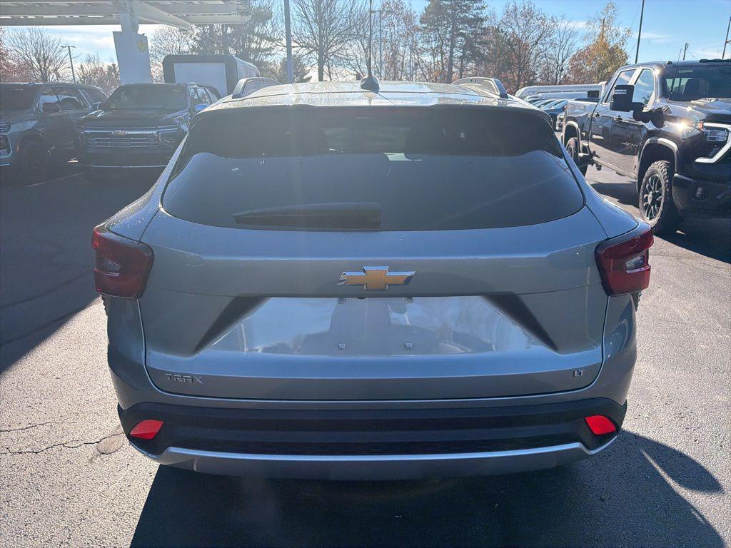 new 2026 Chevrolet Trax car, priced at $25,495