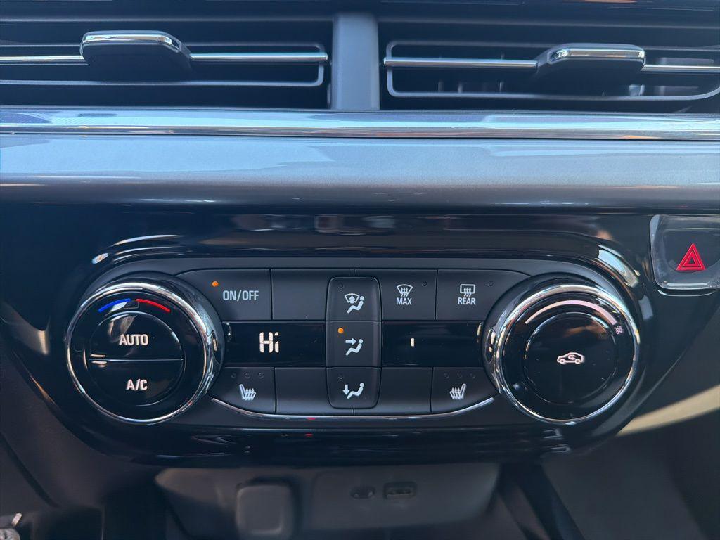 new 2026 Chevrolet Trax car, priced at $25,495