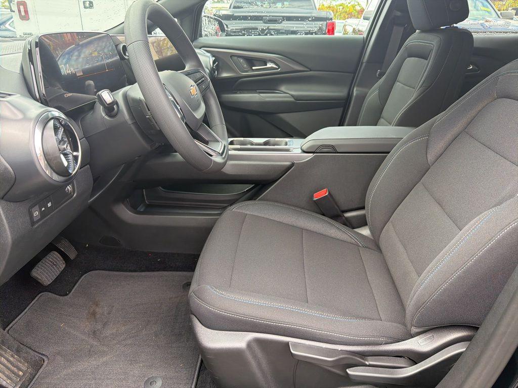 new 2026 Chevrolet Equinox EV car, priced at $31,995