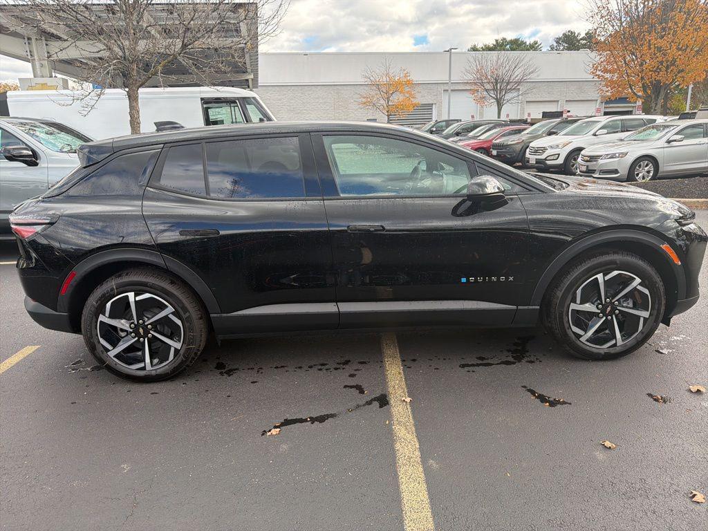 new 2026 Chevrolet Equinox EV car, priced at $31,995