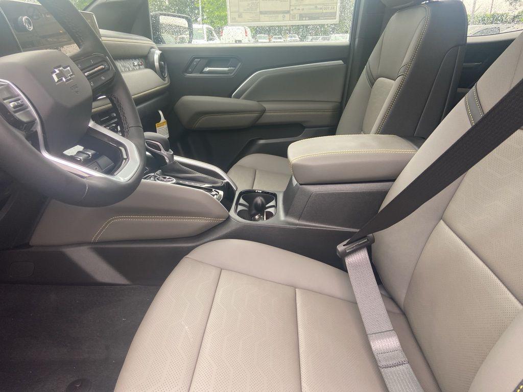 new 2025 Chevrolet Colorado car, priced at $54,010