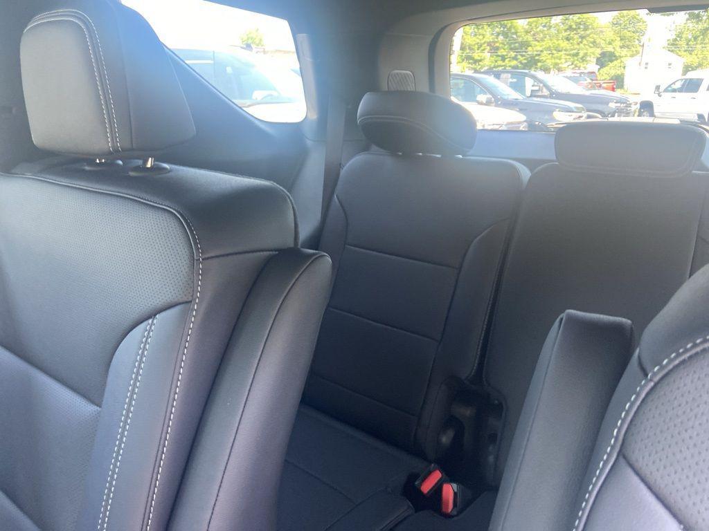 new 2026 Chevrolet Traverse car, priced at $45,630