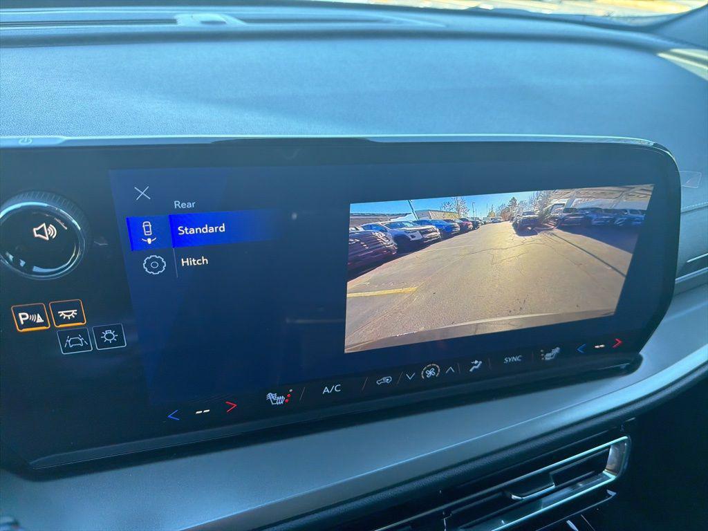 new 2026 Chevrolet Traverse car, priced at $45,915