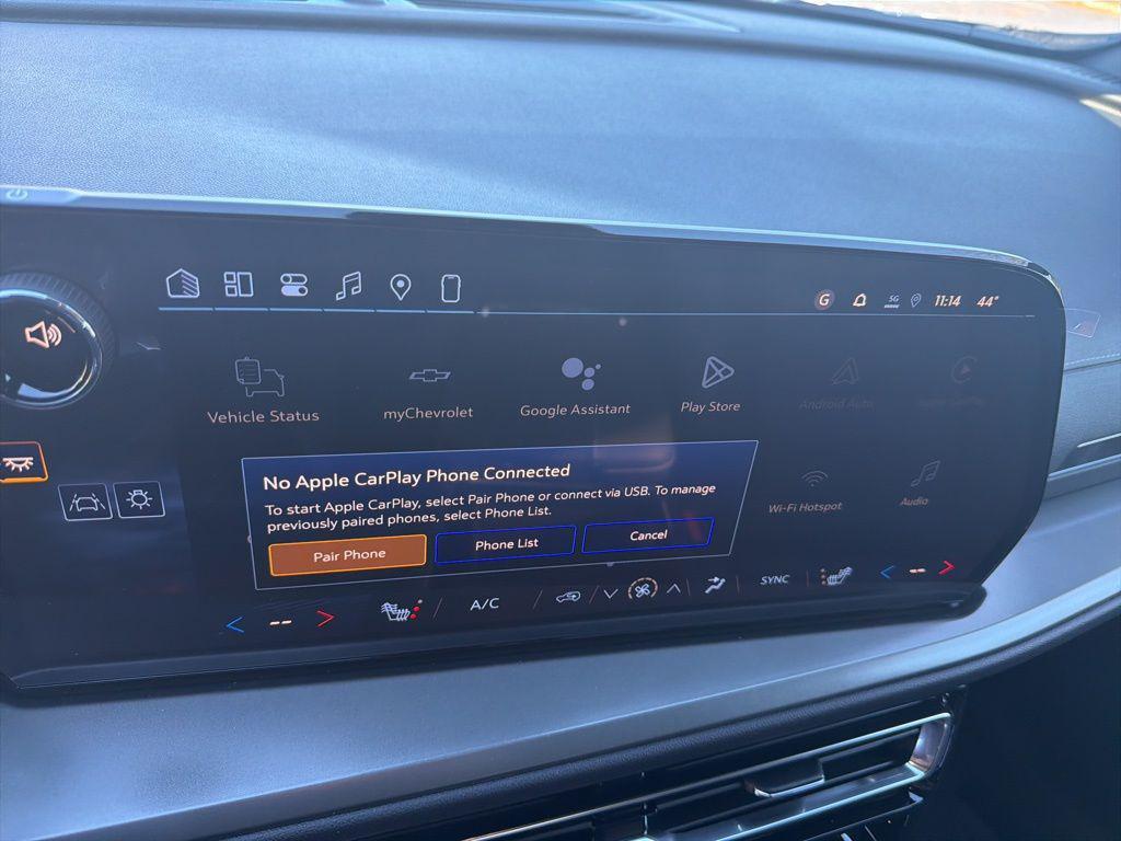 new 2026 Chevrolet Traverse car, priced at $45,915