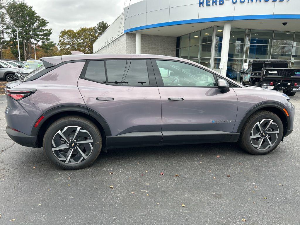 new 2026 Chevrolet Equinox EV car, priced at $31,995