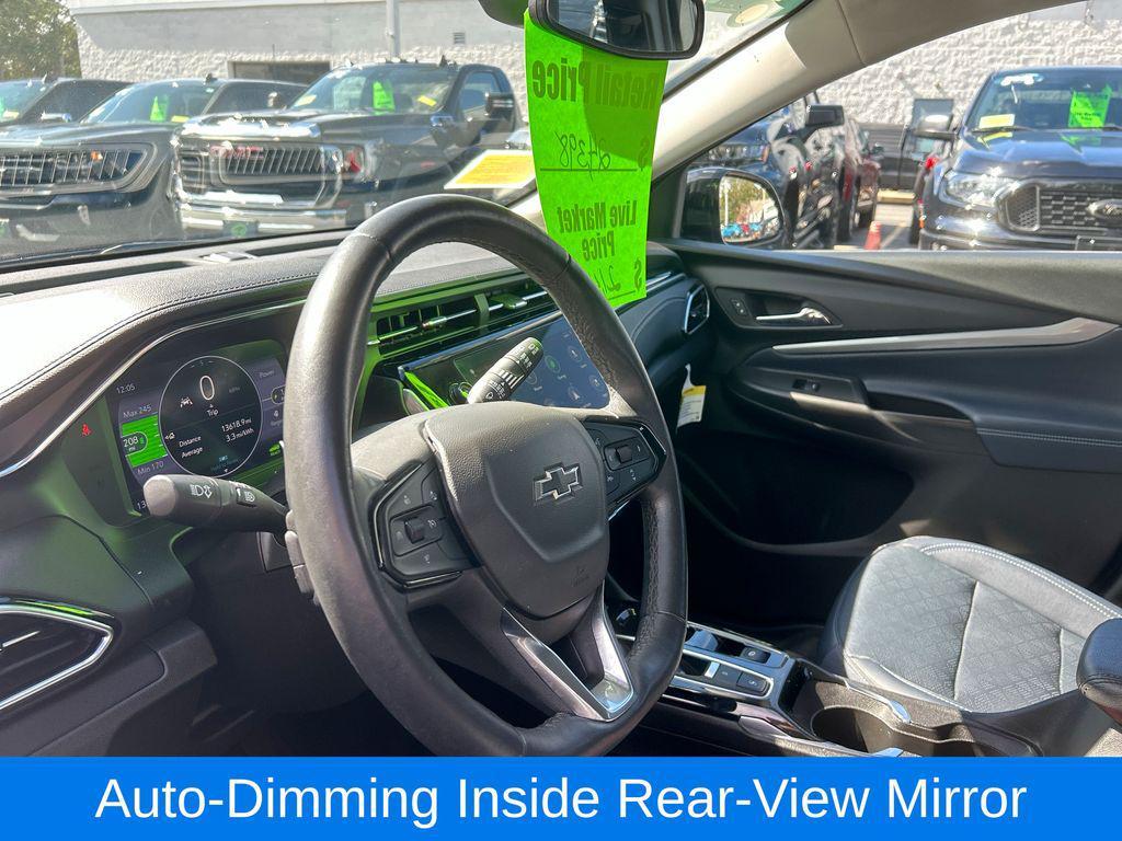 used 2022 Chevrolet Bolt EUV car, priced at $19,495