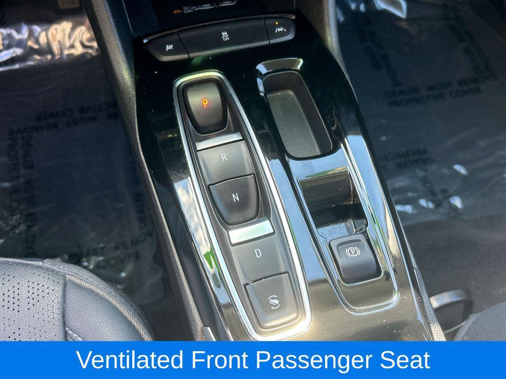 used 2022 Chevrolet Bolt EUV car, priced at $19,495