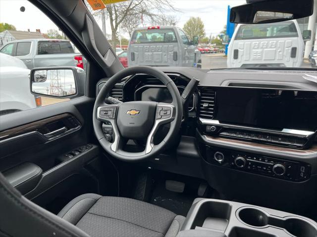 new 2024 Chevrolet Silverado 1500 car, priced at $47,995