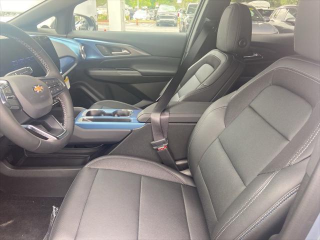 new 2025 Chevrolet Equinox EV car, priced at $44,390