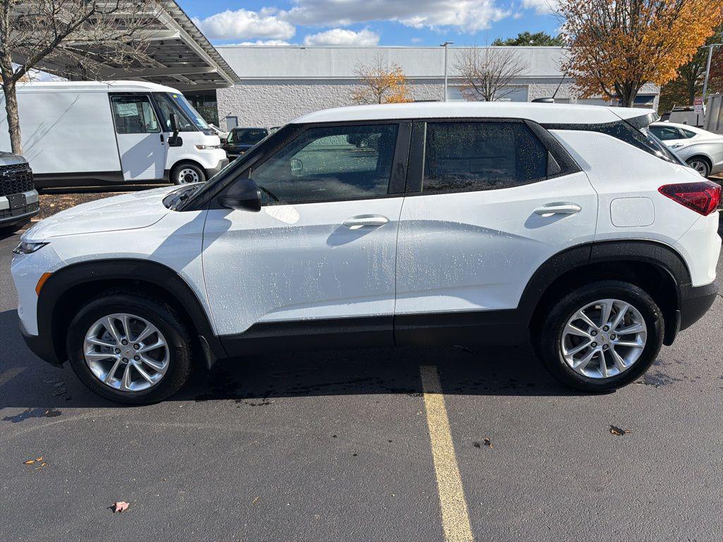 new 2026 Chevrolet TrailBlazer car, priced at $28,320