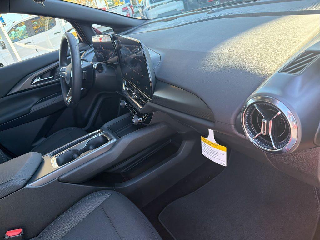 new 2026 Chevrolet Equinox EV car, priced at $32,490