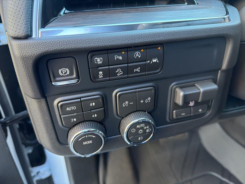new 2026 Chevrolet Suburban car, priced at $88,100
