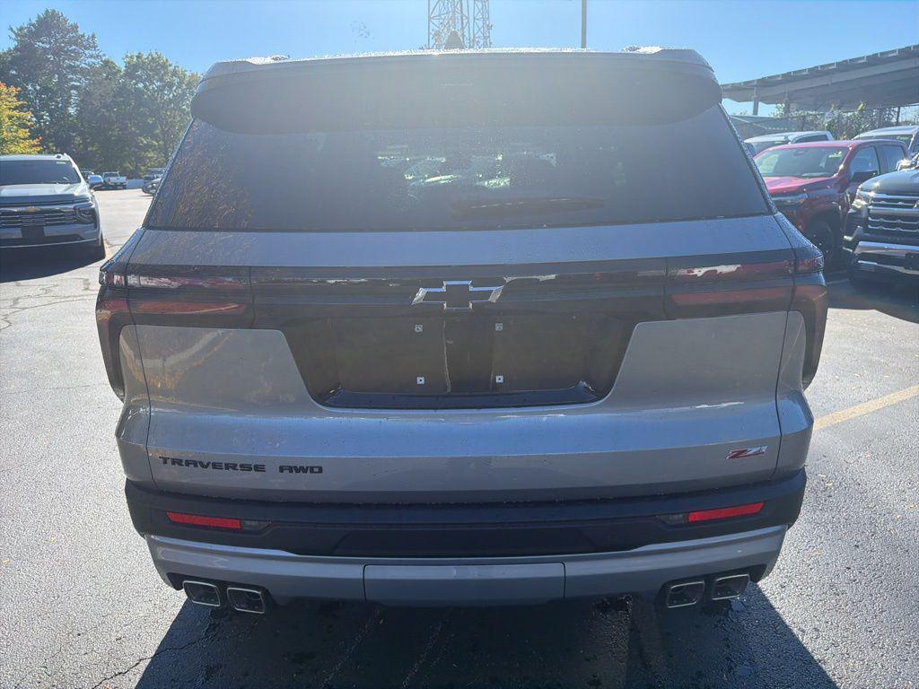 new 2026 Chevrolet Traverse car, priced at $52,060