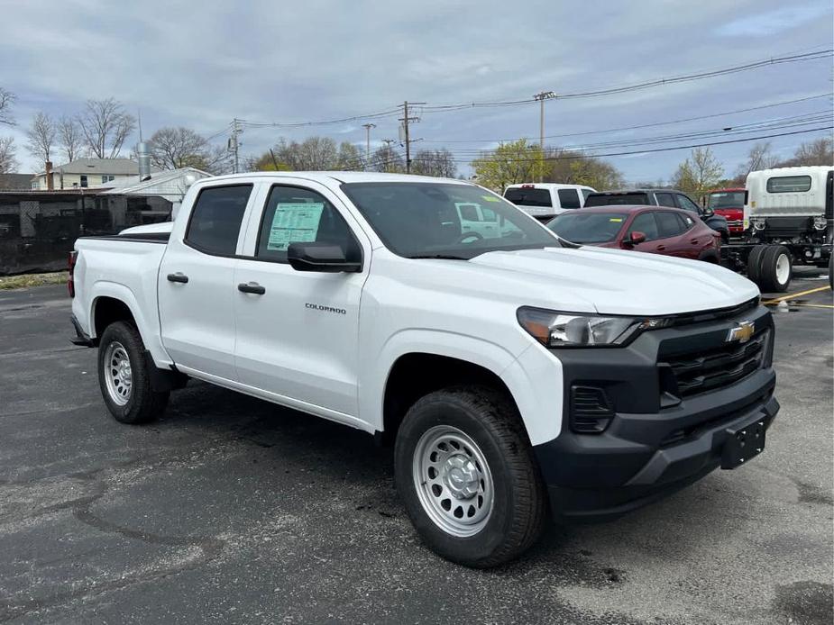 new 2024 Chevrolet Colorado car, priced at $32,380