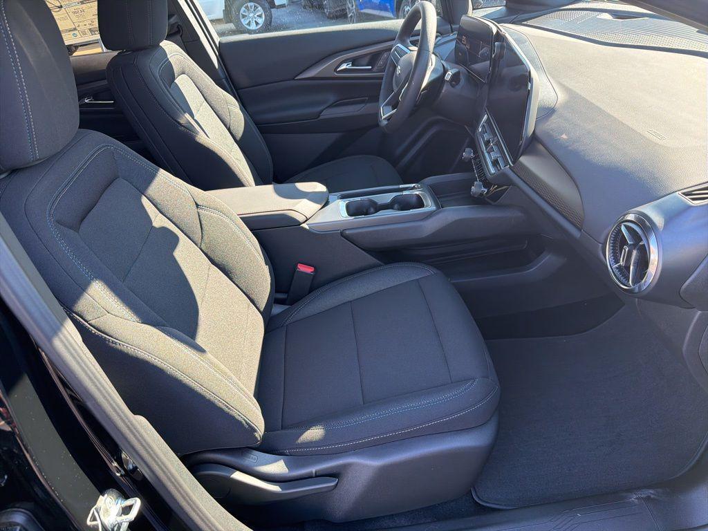 new 2026 Chevrolet Equinox EV car, priced at $31,995