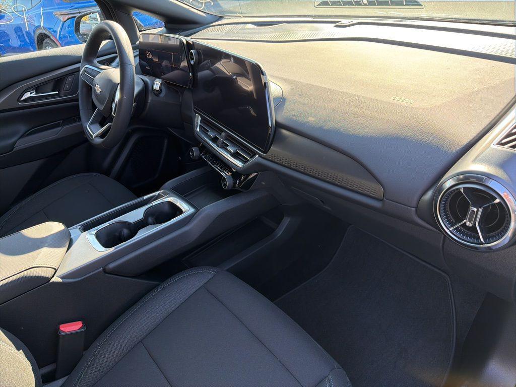 new 2026 Chevrolet Equinox EV car, priced at $31,995