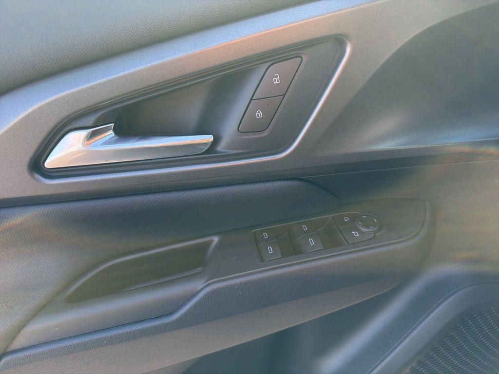 new 2026 Chevrolet Equinox EV car, priced at $31,995