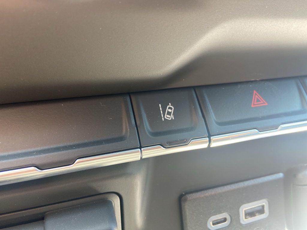 new 2025 Chevrolet Silverado 3500 car, priced at $51,803