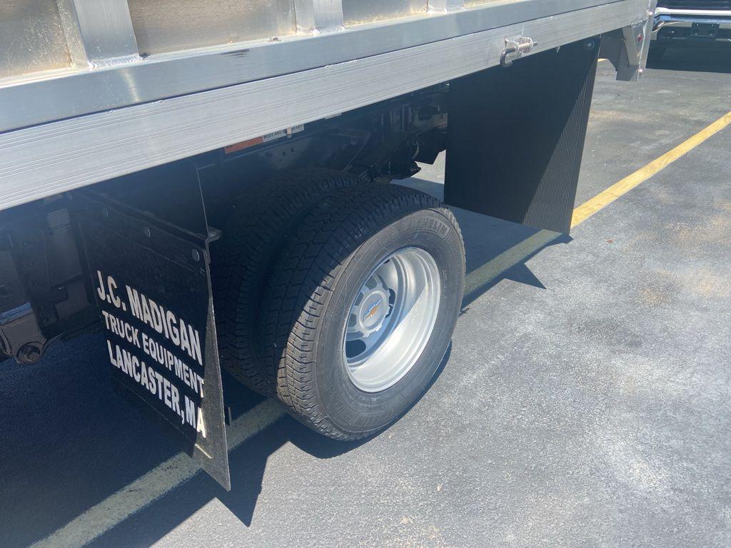 new 2025 Chevrolet Silverado 3500 car, priced at $51,803